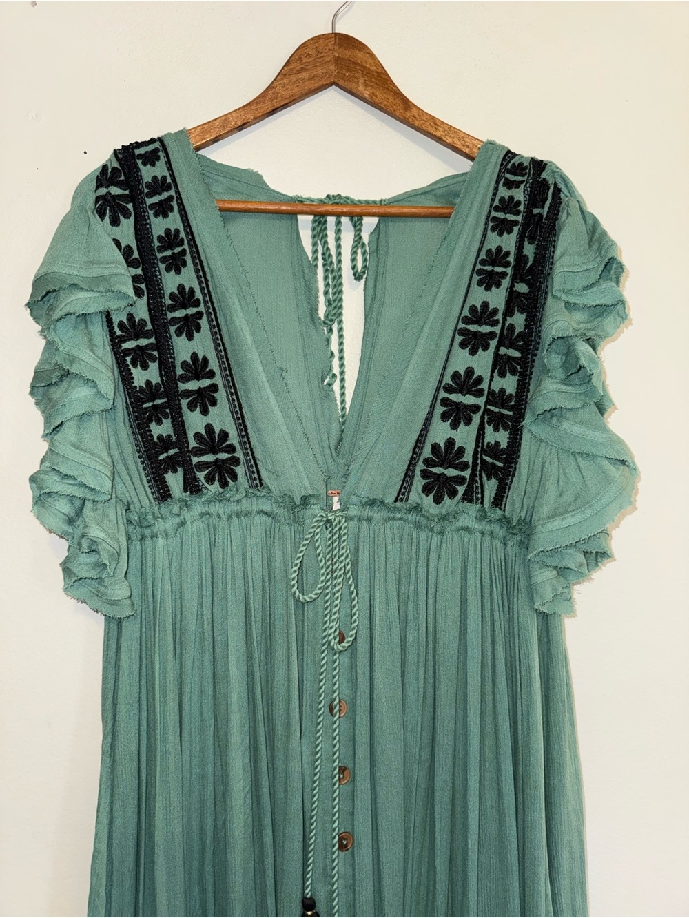 Free People Bali Will Wait For You Embroidered Midi Deep V-neck Casual Dress S - Picture 3 of 8
